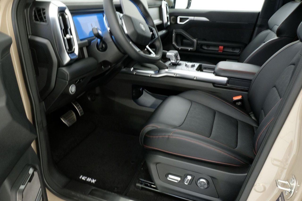 10063840 iu ERU Ki U Xhvu Ht WE