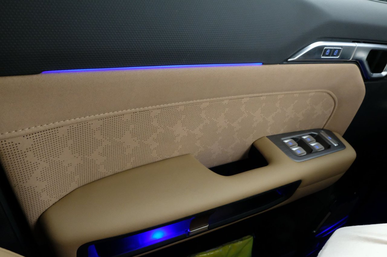 10063983 G Jzu8sg AH Yi Tnz8d