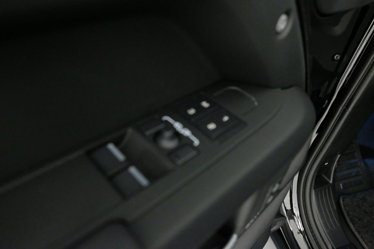 9689387 Oj JI Jfxqh G Dd Cw5q