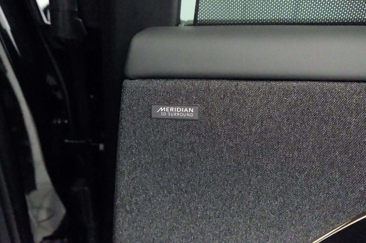 9846085 CH Oq8 Vwwoc Jn HN4 B