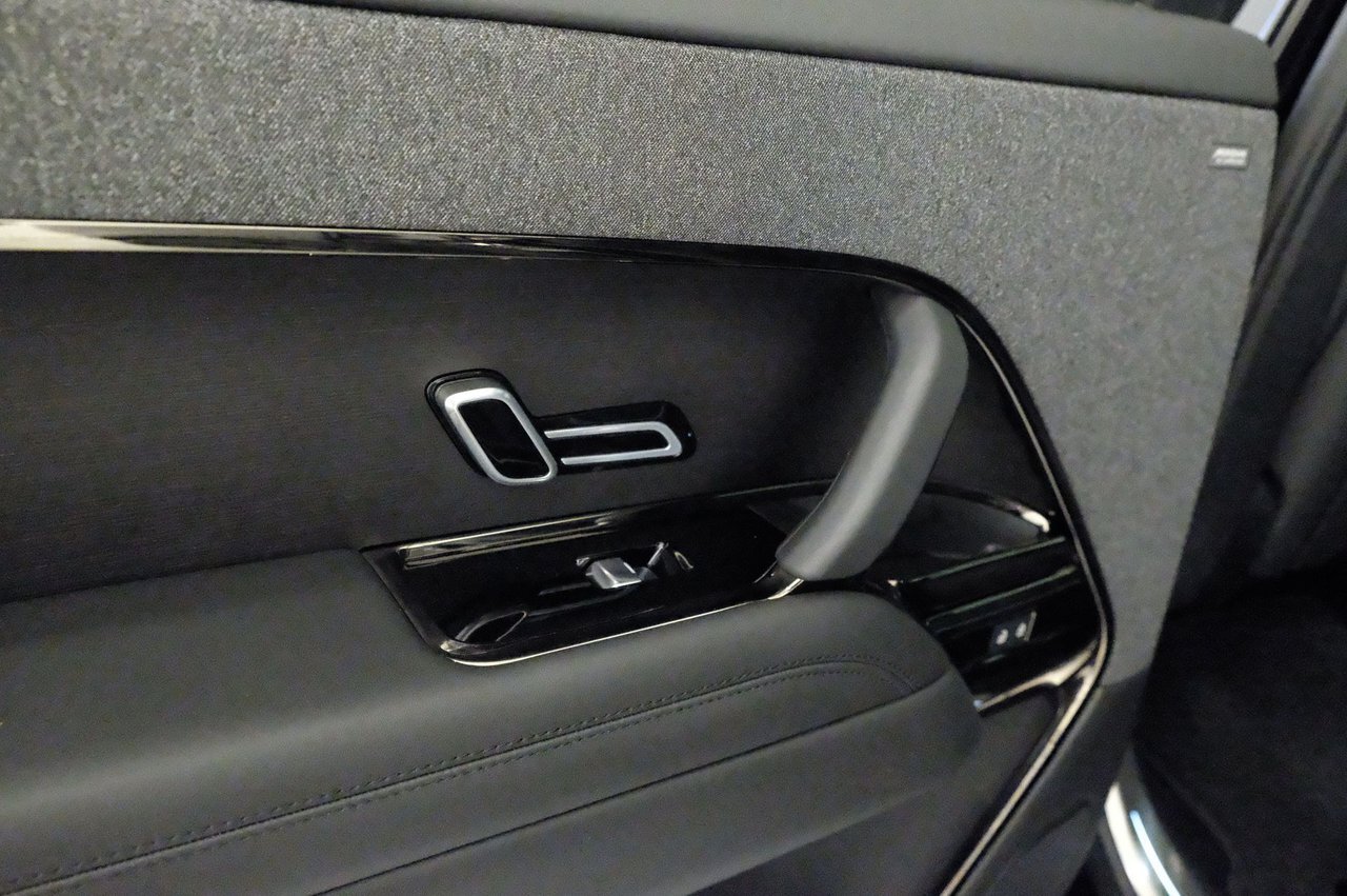 9846085 h RQE Pt V9 Ty LOQ1 IU