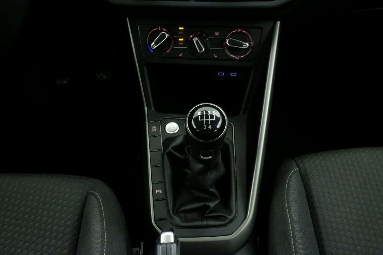 9870163 Zp H Am Lx J81 YQEWJ6