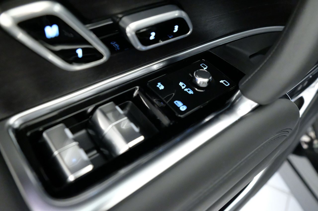 9906345 e3jl Fq V Doi Y Muw Fb