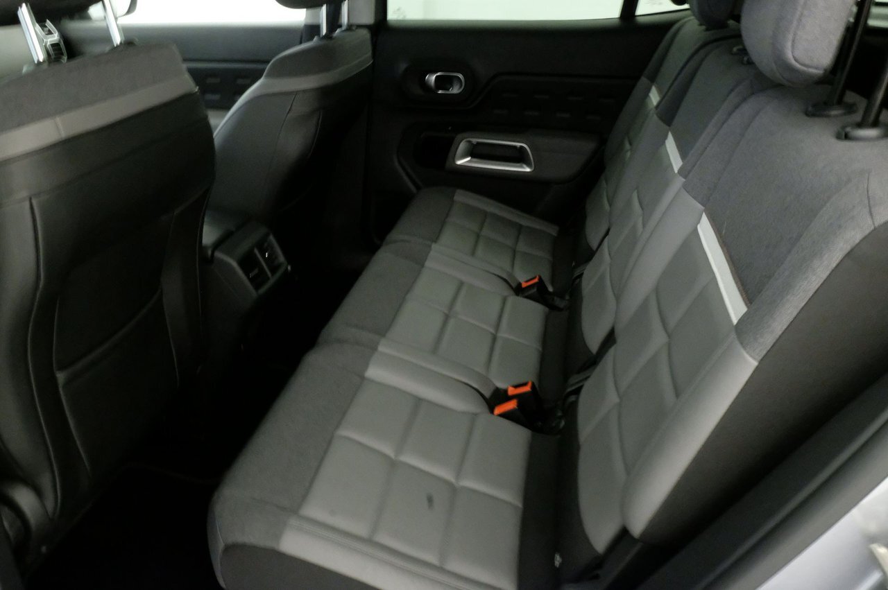 9920413 5 Th KJ Yi CV Evsaa Vm