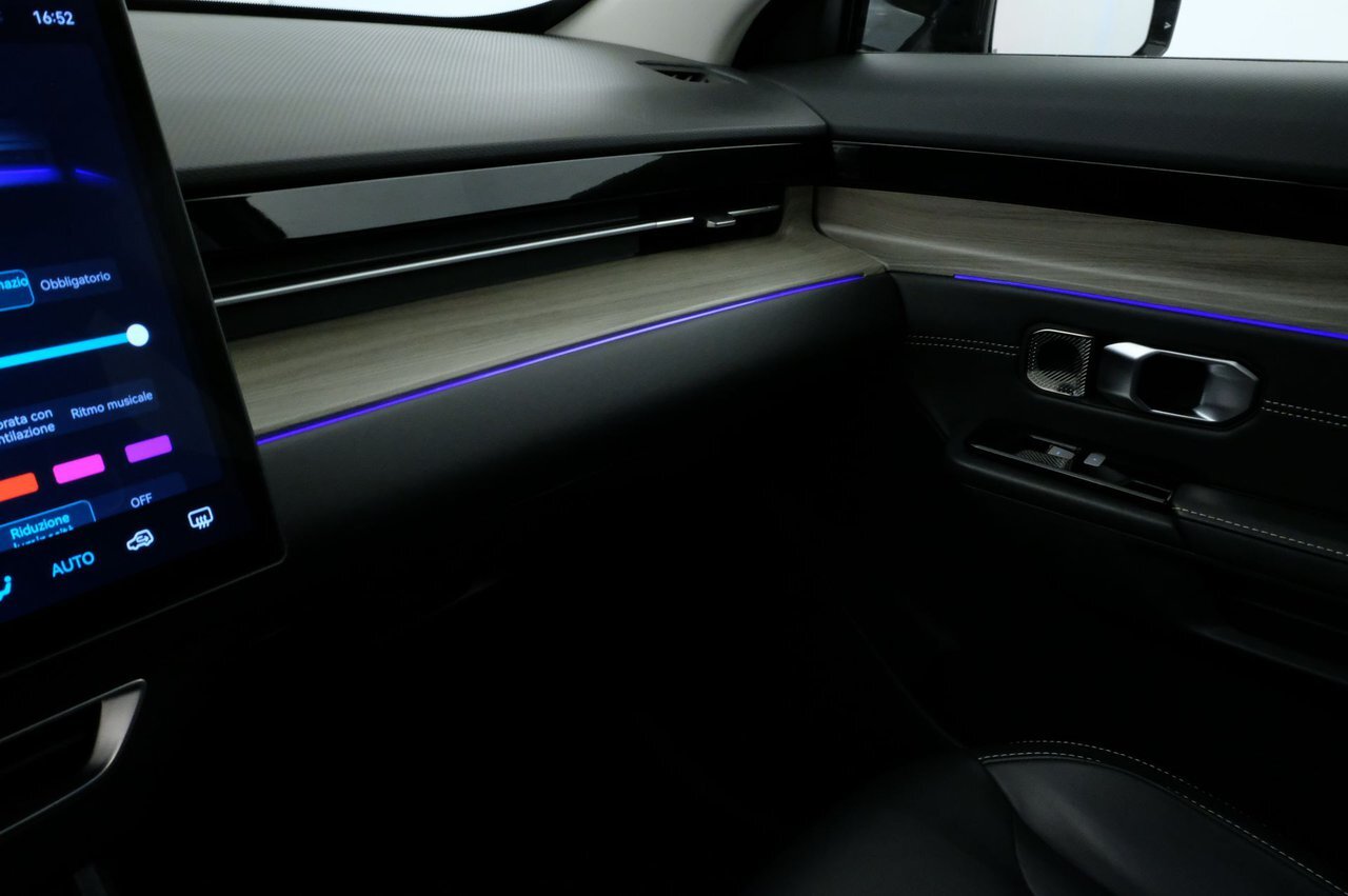 9970853 2c V Tu0r Mj Nx7lh On